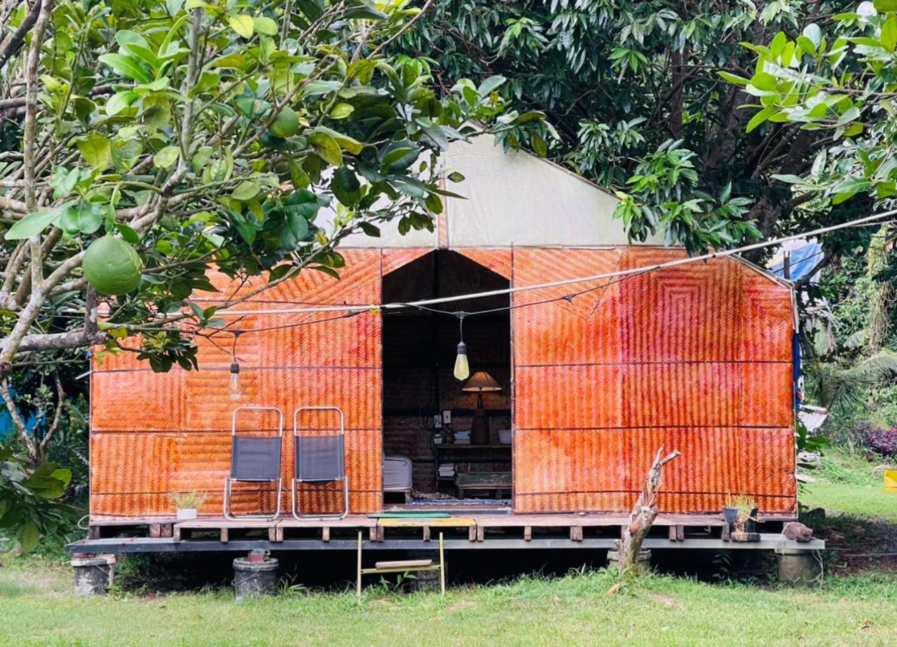 Con Dao Backpacker - Loco Camping Chi Khu Co Ong Bagian luar foto